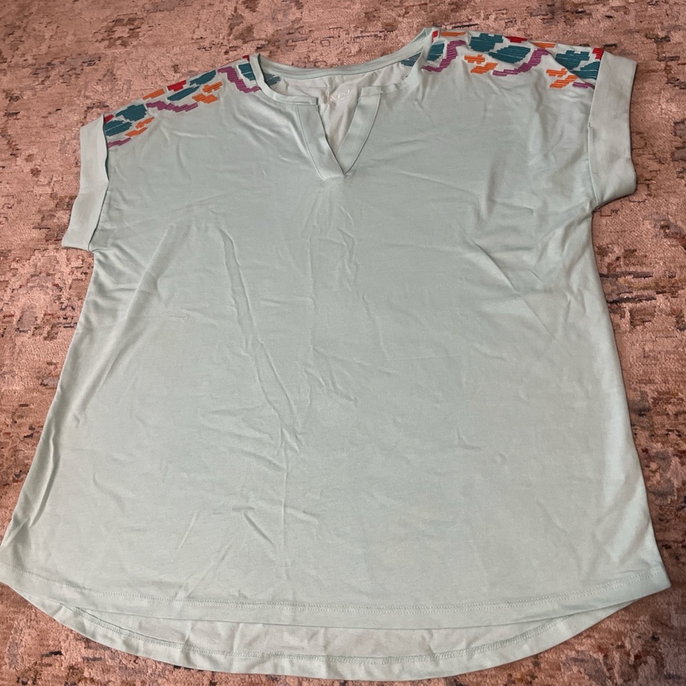 Women's blue Embroidered Short Sleeve Top